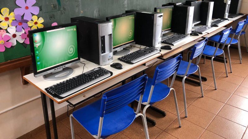 Centro de Recondicionamento de Computadores funciona no IFMS há quase dois anos - (Foto: Divulgação / Prefeitura de Dourados)