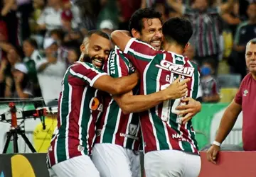 Fluminense vence terceiro time do Corinthians no Maracanã