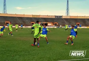 DAC mantém preparação e Rogério Henrique aguarda por Abdala para jogos finais